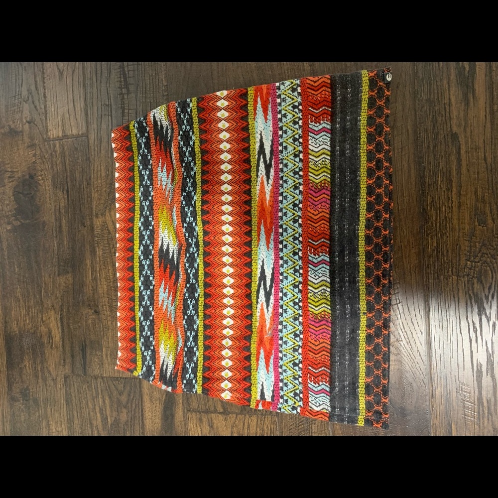 Billabong Aztec skirt